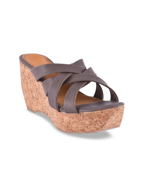 

BuckleUp Women Brown Solid Sandals