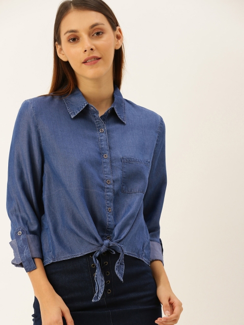 

FOREVER 21 Women Blue Regular Fit Solid Chambray Casual Shirt