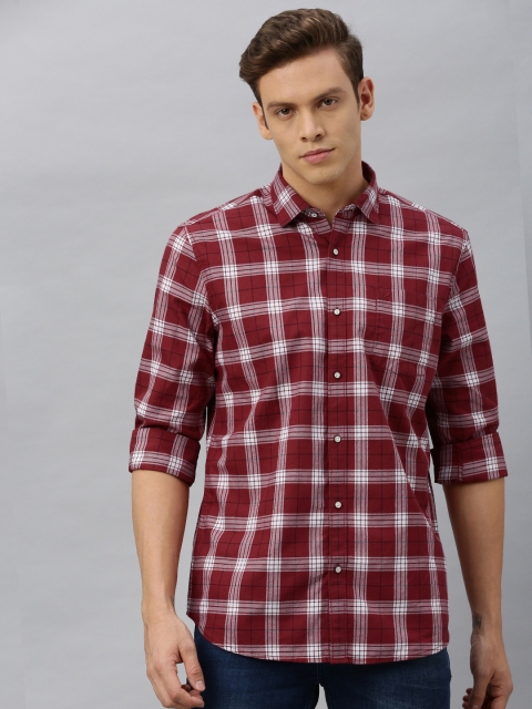 

Blackberrys Men Maroon & White Slim Fit Checked Casual Shirt
