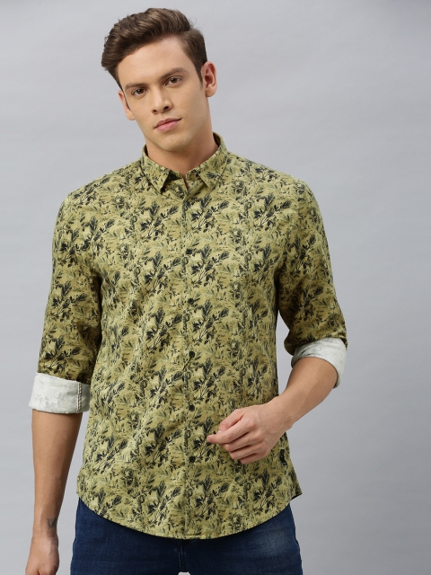 

Blackberrys Men Green Trim Slim Fit Printed Casual Shirt