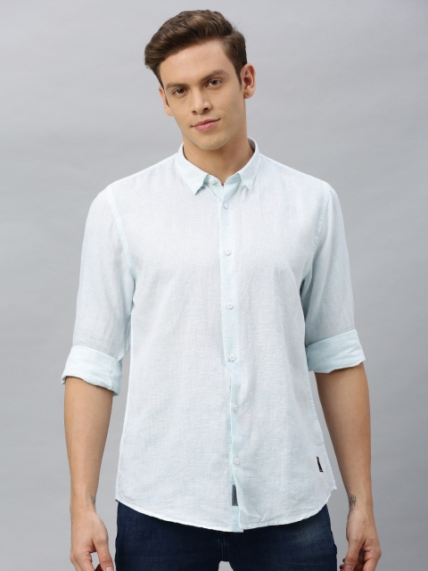 

Blackberrys Men Blue Trim Slim Fit Solid Casual Shirt