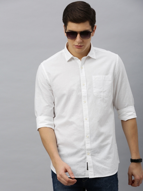 

Blackberrys Men White Slim Fit Solid Casual Shirt
