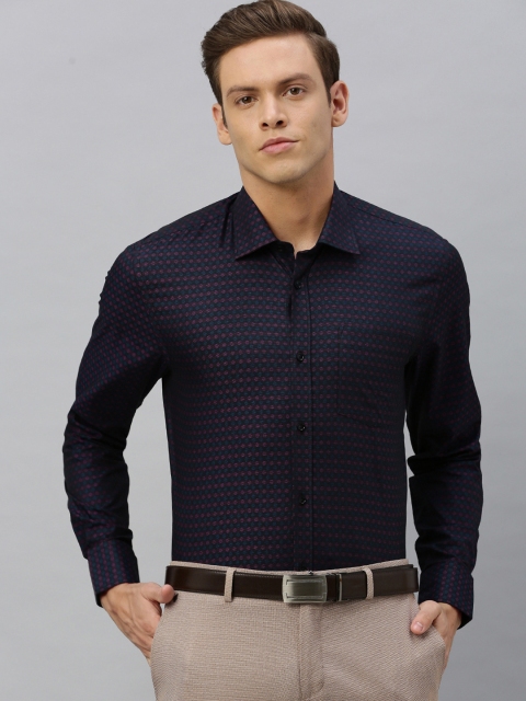 

Blackberrys Men Magenta Phoenix Fit Printed Formal Shirt