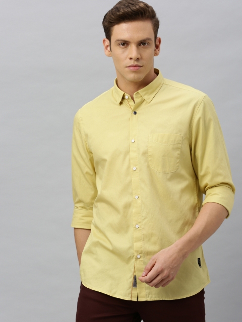 

Blackberrys Men Yellow Slim Fit Solid Casual Shirt