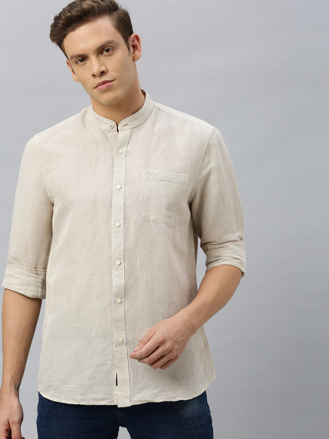 

Blackberrys Men Beige Slim Fit Solid Casual Linen Shirt