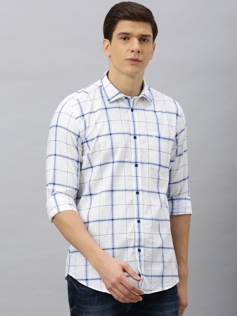 

Blackberrys Men White & Navy Blue Slim Fit Checked Casual Shirt