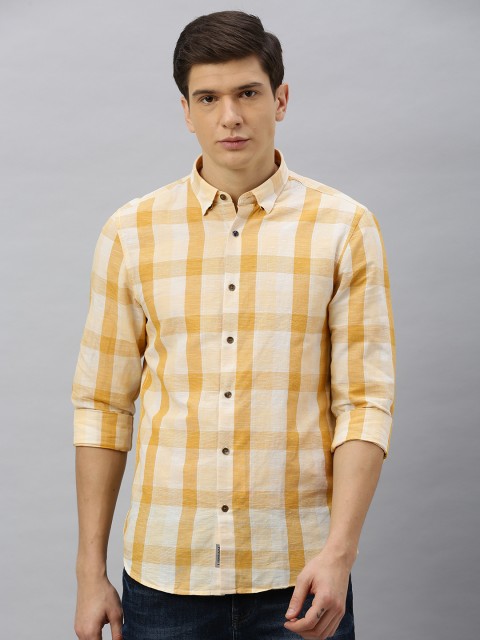 

Blackberrys Men Yellow & Off-White Trim Slim Fit Checked Casual Shirt