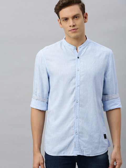 

Blackberrys Men Blue Slim Fit Textured Casual Shirt