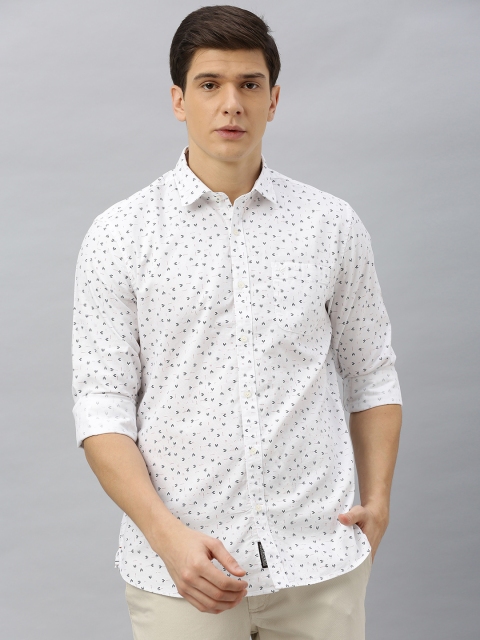 

Blackberrys Men White & Navy Blue Slim Fit Printed Casual Shirt