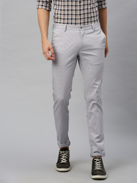 

Blackberrys Men Grey and White Self Design Narrow Tailored Fit Trousers