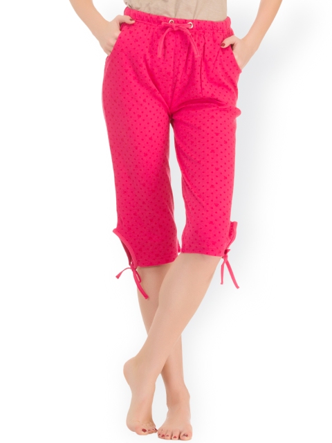 

Clovia Pink Printed Capris