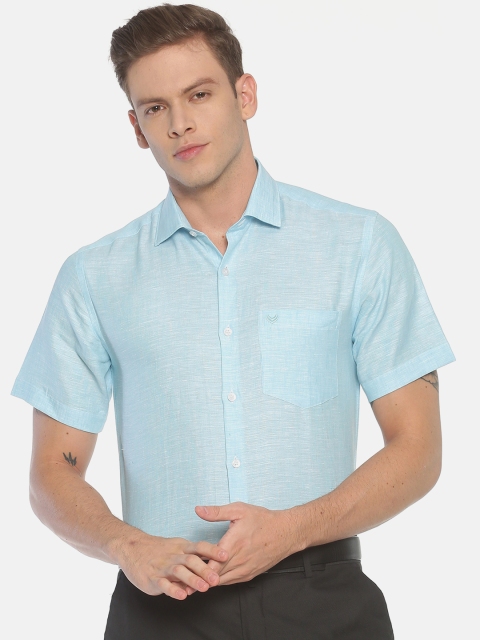 

Linen Club Men Turquoise Blue Regular Fit Solid Formal Shirt