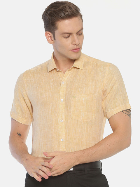 

Linen Club Men Yellow Slim Fit Solid Linen Formal Shirt