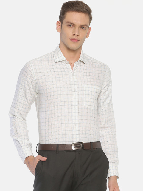 

Linen Club Men Off-White Regular Fit Checked Linen Formal Shirt