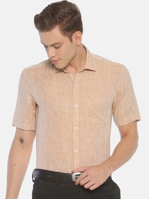 

Linen Club Men Beige Slim Fit Solid Formal Linen Shirt