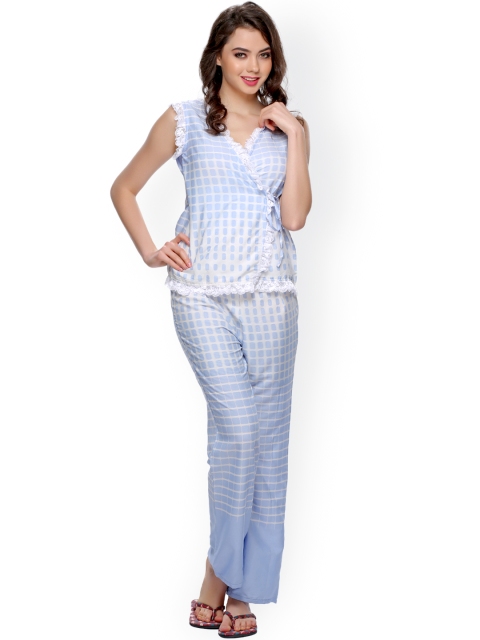 

Clovia Blue Printed Pyjama Set NS0532P03