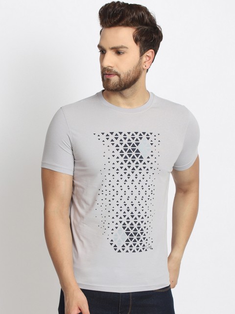 

98 Degree North Men Grey & Black Printed Round Neck T-shirt