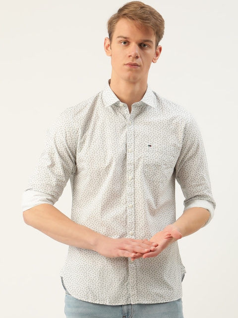 

Peter England Men White & Green Pure Cotton Slim Fit Printed Casual Shirt