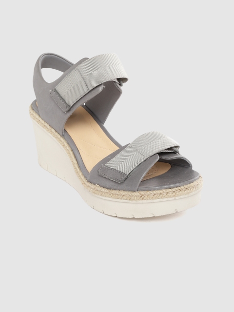 

Clarks Women Grey Solid Espadrille Wedges