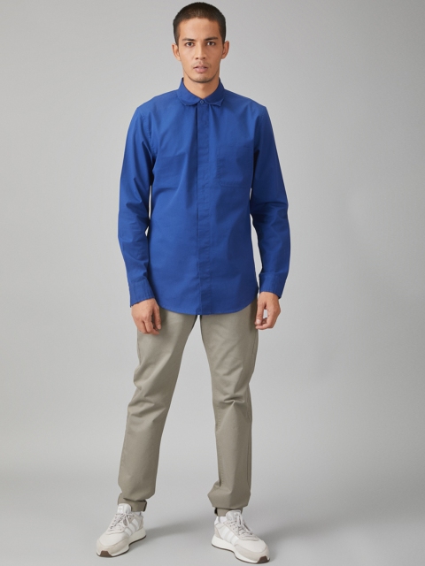 

Bhaane Men Blue Slim Fit Solid Casual Shirt