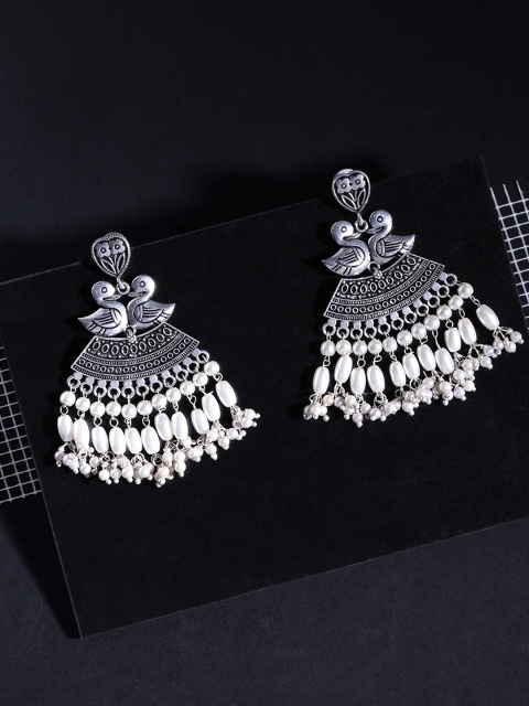 

Yellow Chimes Women Silver-Toned & White Oxidised Chandbalis