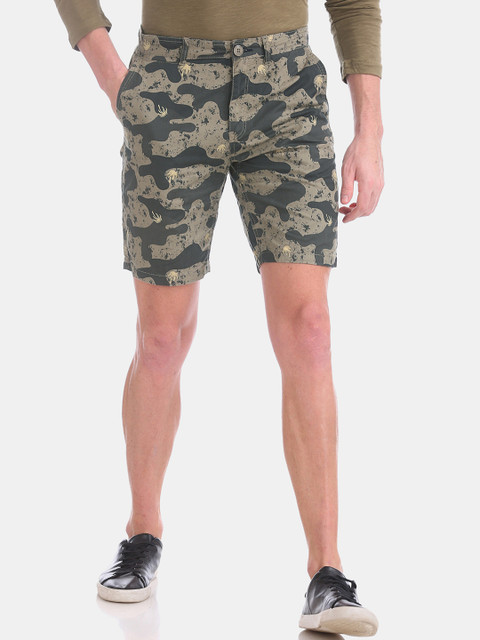

Cherokee Men Green & Beige Camouflage Printed Regular Fit Regular Shorts