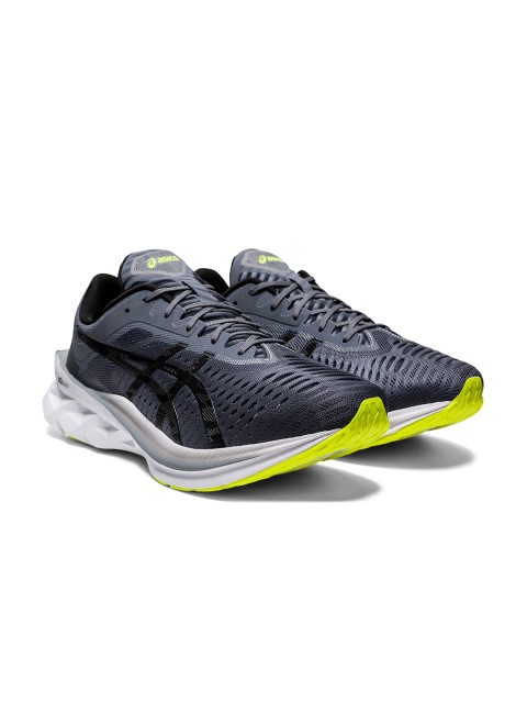 

ASICS Men Charcoal Grey Woven Design Novablast Running Shoes