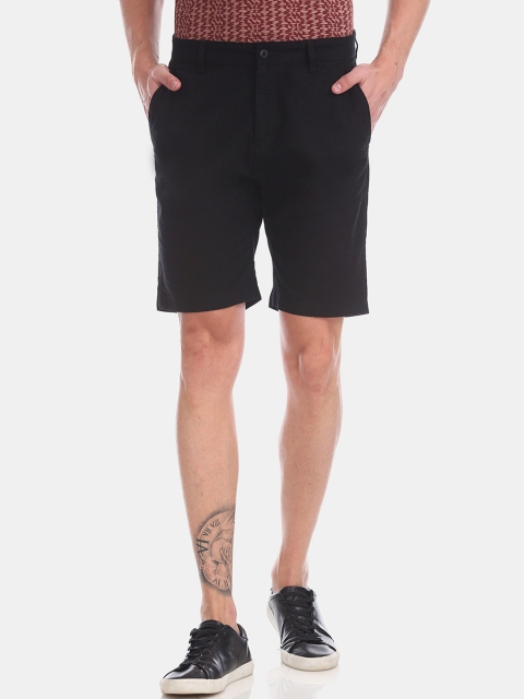 

Ruggers Men Black Solid Regular Fit Shorts