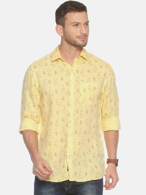 

Linen Club Men Yellow Regular Fit Printed Linen Casual Shirt