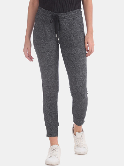 

Sugr Women Grey Solid Joggers