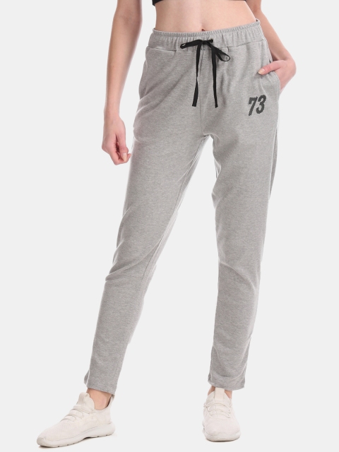 

Sugr Women Grey Solid Heathered Straight-Fit Track Pants