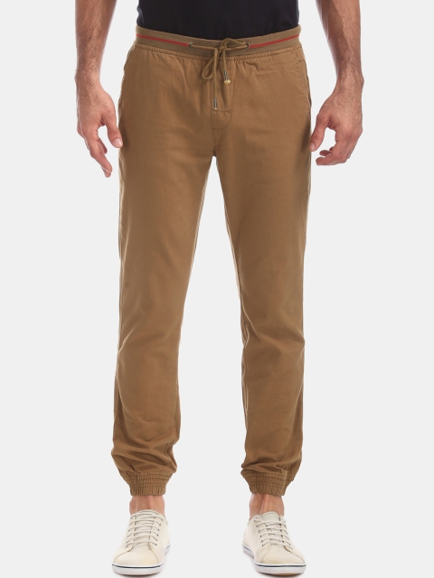 

Colt Men Brown Slim Fit Solid Joggers