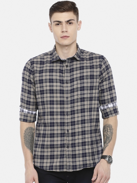 

Chennis Men Navy Blue & Grey Slim Fit Checked Casual Shirt