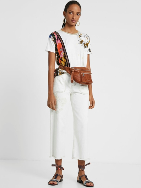 

Desigual Women White Floral Printed Round Neck T-shirt
