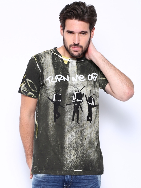 

Riot Black Printed T-shirt
