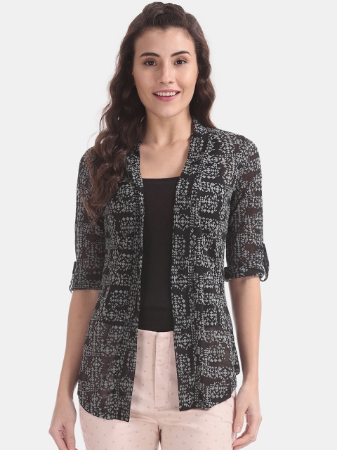 

Cherokee Women Black & White Printed Open Front Shrug