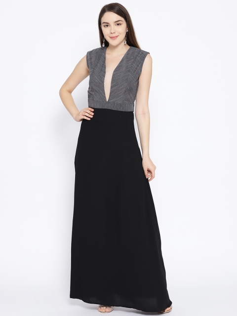 

DODO & MOA Women Black & White Colourblocked Maxi Dress