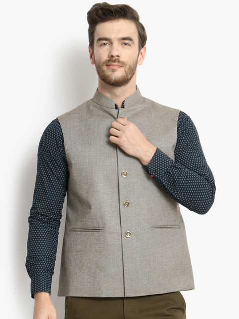 

Vastraa Fusion Men Brown Solid Woven Nehru Jacket