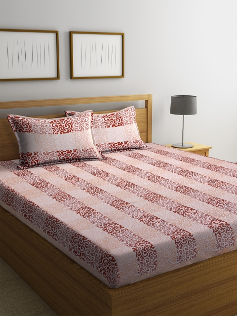 

DREAM WEAVERZ Red & Beige Ethnic Motifs 300 TC Cotton 1 Queen Bedsheet with 2 Pillow Covers