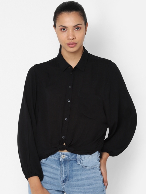 

AMERICAN EAGLE OUTFITTERS Women Black Regular Fit Solid Casual Shirt