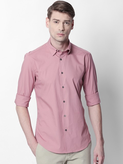 

RARE RABBIT Men Pink Tailored Fit Solid Casual Shirt