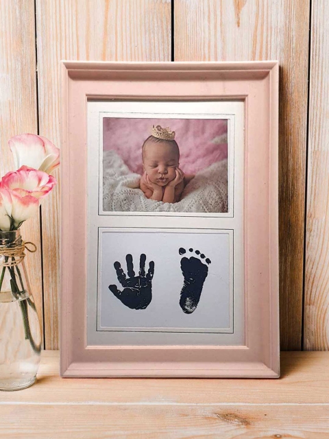 

Art Street Unisex Pink Solid Newborn Baby Clay Handprint & Footprint Desk Photo Frame