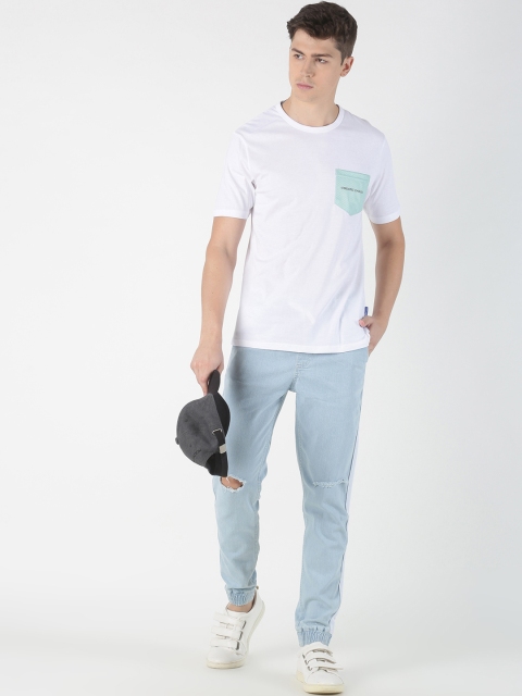 

Blue Saint Men White Solid Round Neck T-shirt