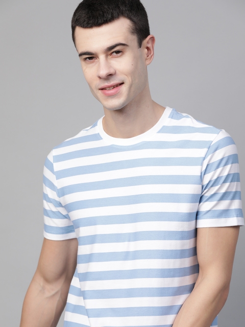 

Mast & Harbour Men White & Blue Striped Round Neck T-shirt