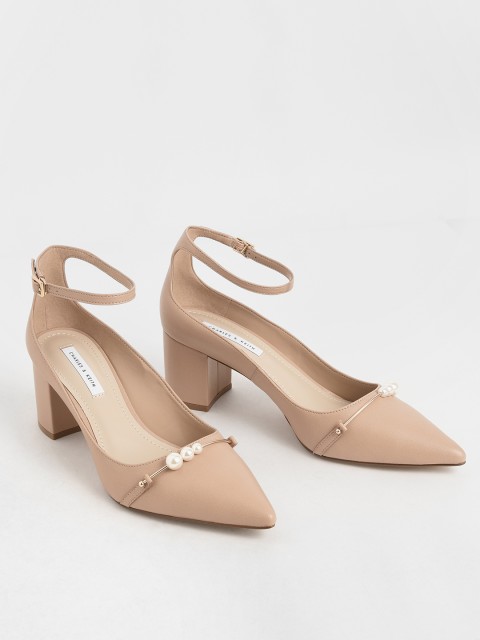 

CHARLES & KEITH Women Nude Embellished Pumps