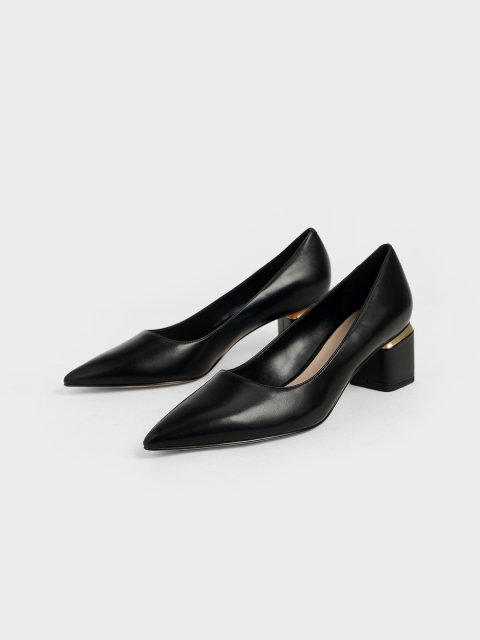 

CHARLES & KEITH Women Black Solid Pumps