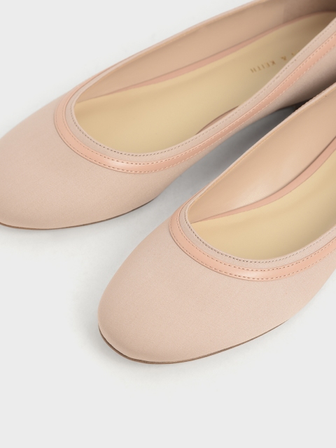 

CHARLES & KEITH Women Nude-Coloured Solid Ballerinas