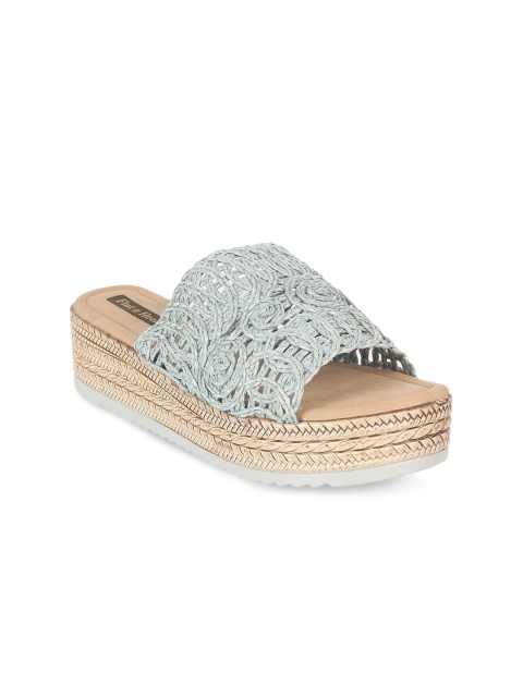 

Flat n Heels Women Green Woven Design Mules