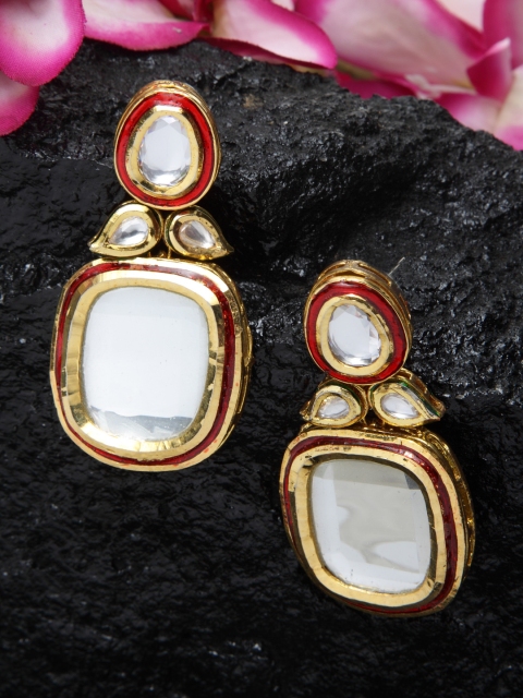 

DUGRISTYLE Red & Gold-Toned Square Drop Earrings