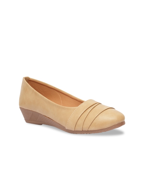 

Butterflies Women Beige Solid Pumps